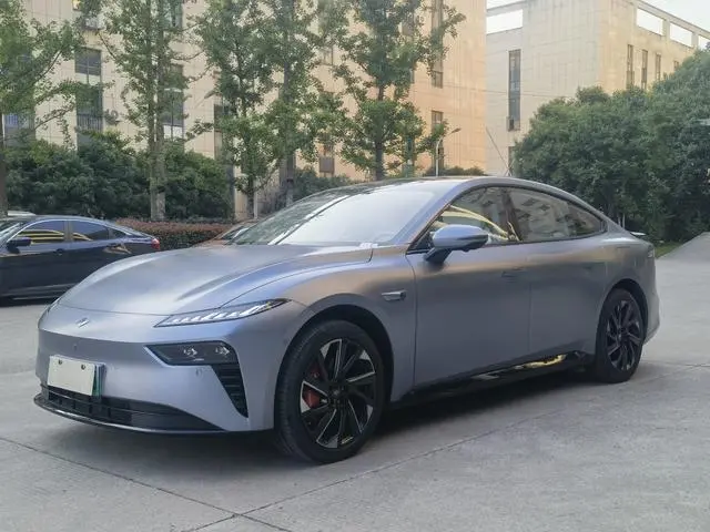 Dongfeng eπ eπ007 Pure electric 540 four-wheel drive Max version