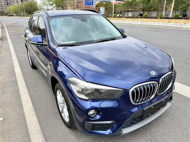 BMW BMW X1 sDrive18Li fashion type