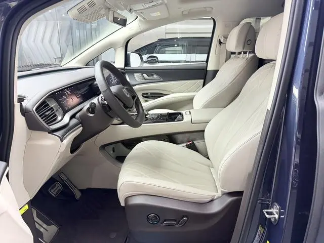 Denza Denza D9 DM Smart driving version 1020 four-wheel drive flagship model