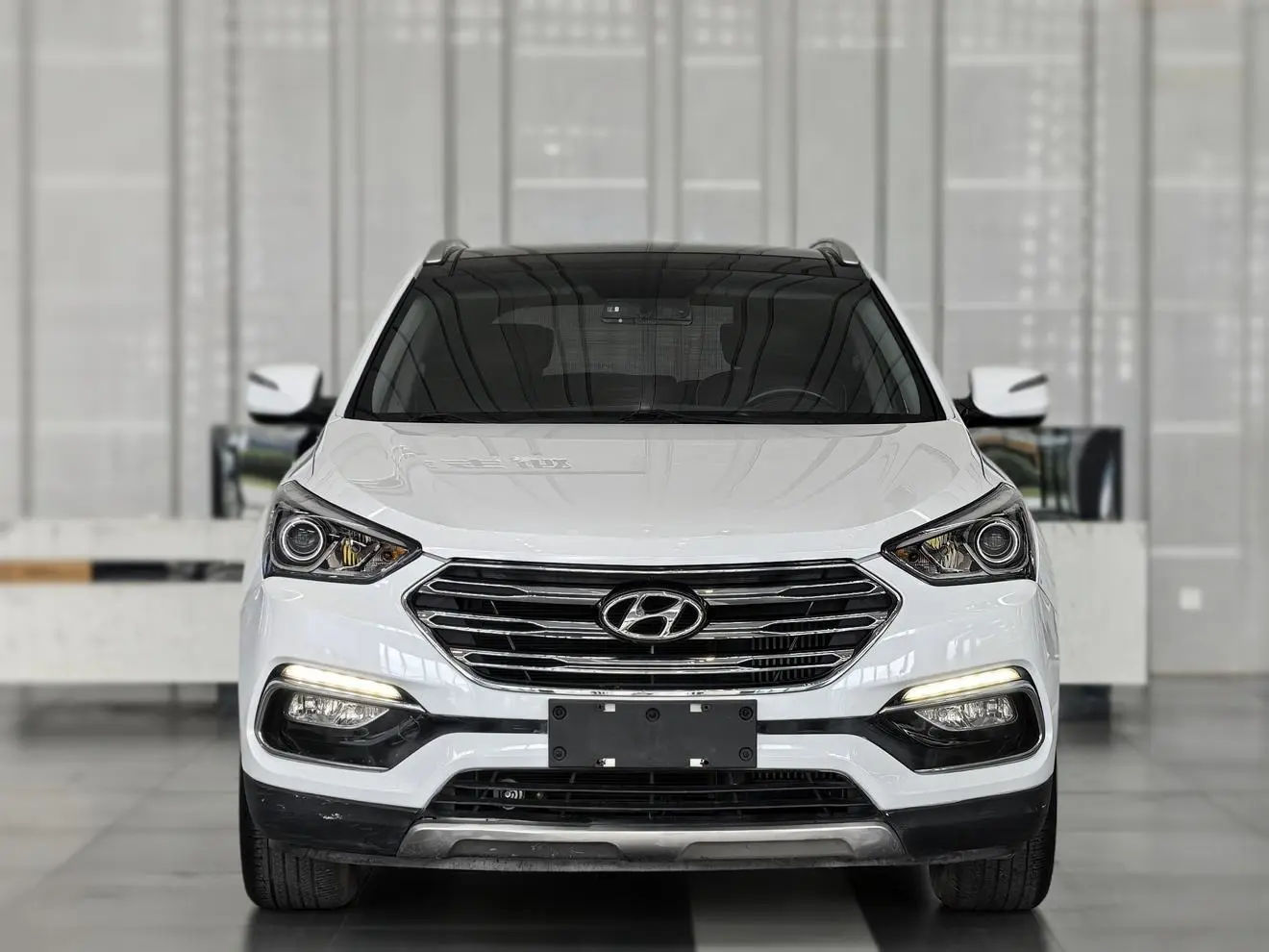 Hyundai Shengda 2.0T automatic four-wheel drive intelligent 7-seater