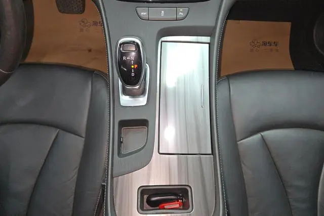 Buick Lacrosse 652T luxury