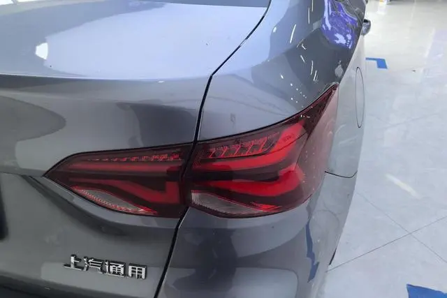 Chevrolet Cruze 320 Automatic Enjoy Edition