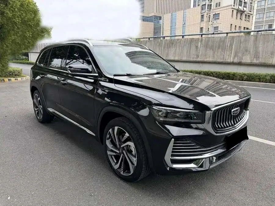 Geely Xingyue L 2.0TD high-power automatic two-wheel drive Skyrim version