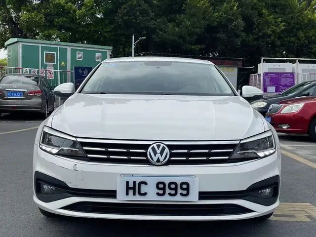 Volkswagen Lingdu 230TSI DSG Fashion Edition Country VI