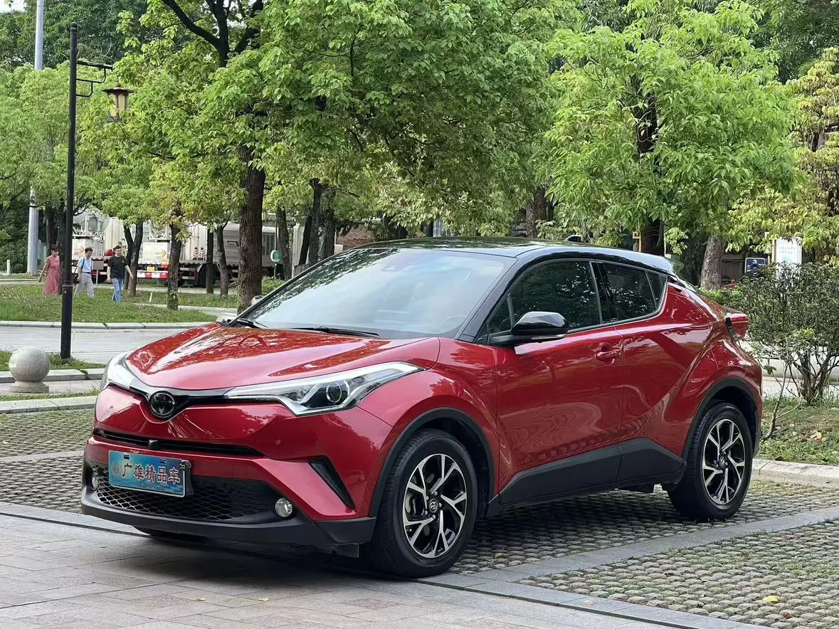 TOYOTA Toyota C-HR 2.0L Leading version