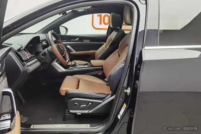 BYD Tang DM DM 2.0T four-wheel drive high-performance version of the Genesis flagship