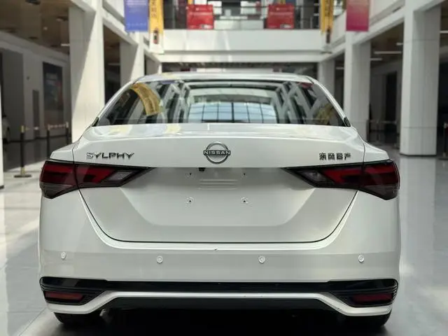Nissan Xuan Yi 1.6L CVT Smart Driving Version