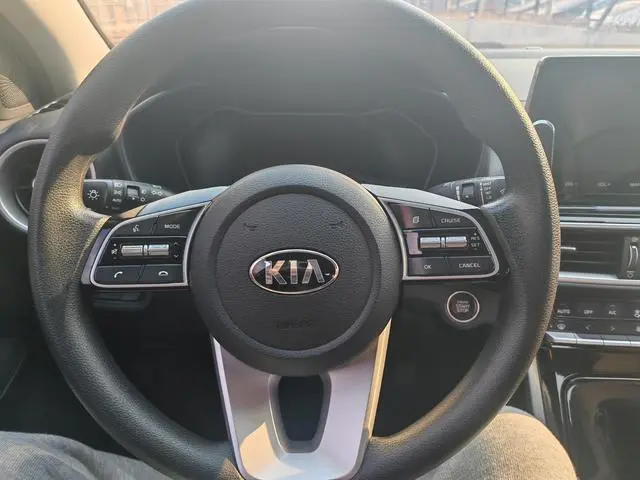 Kia Kia K3 1.5L CVT Smart Enjoy Internet Edition