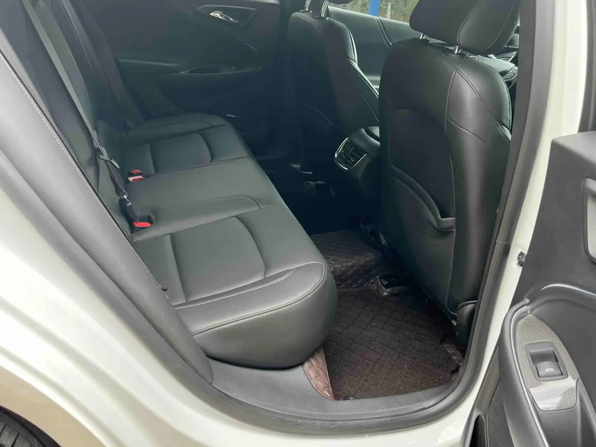 Chevrolet Mai Ruibao XL 535T automatic sharp version