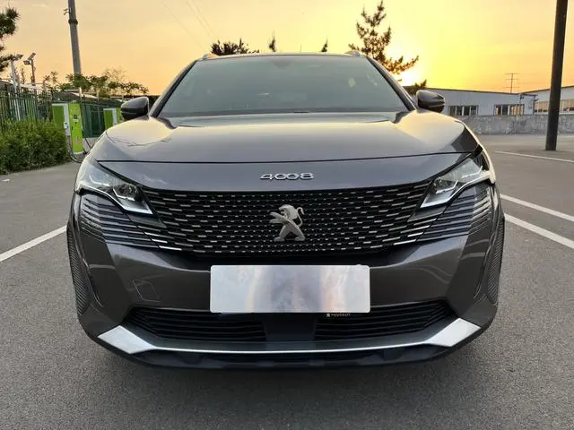 Peugeot Peugeot 4008 360THP Strength Edition