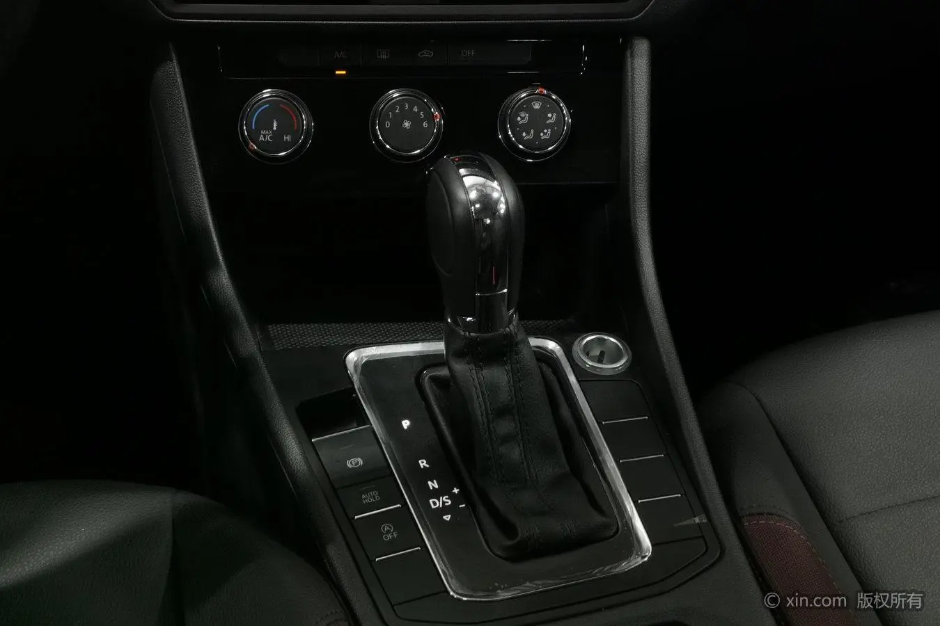 Volkswagen Bora 1.5L automatic comfort intelligent version