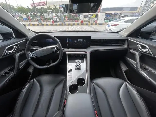 Roewe Roewe eRX5 Super Hybrid Premium Edition