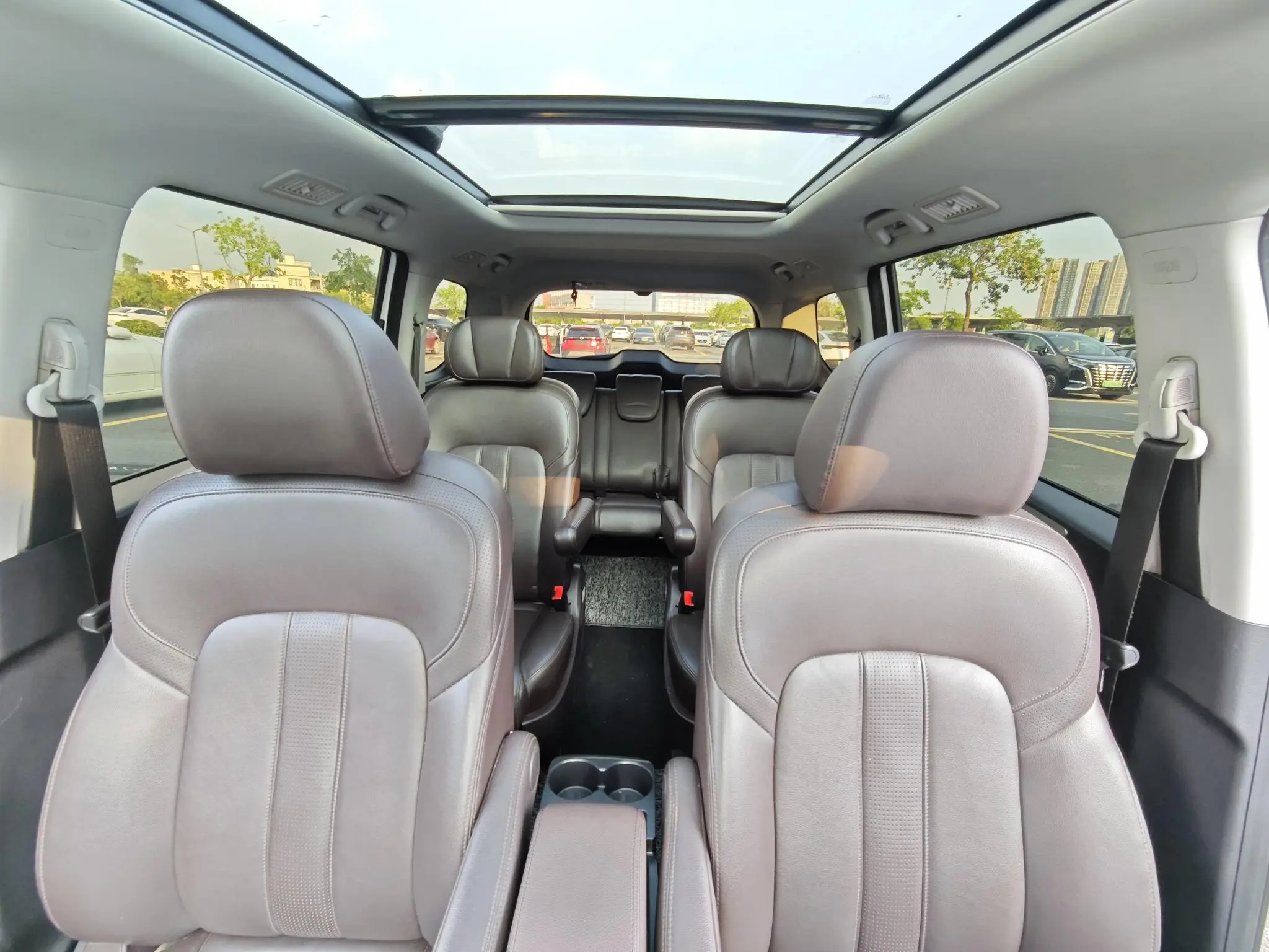 GAC Trumpchi M6 270T automatic Premium Edition 7-seater Country V
