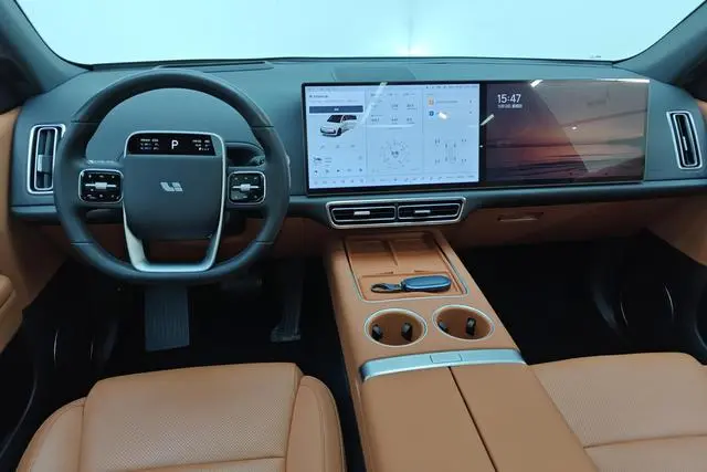 Li Auto Ideal L6 Pro version