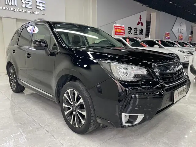 Subaru FORESTER Forester 2.5i Premium Navigation Version
