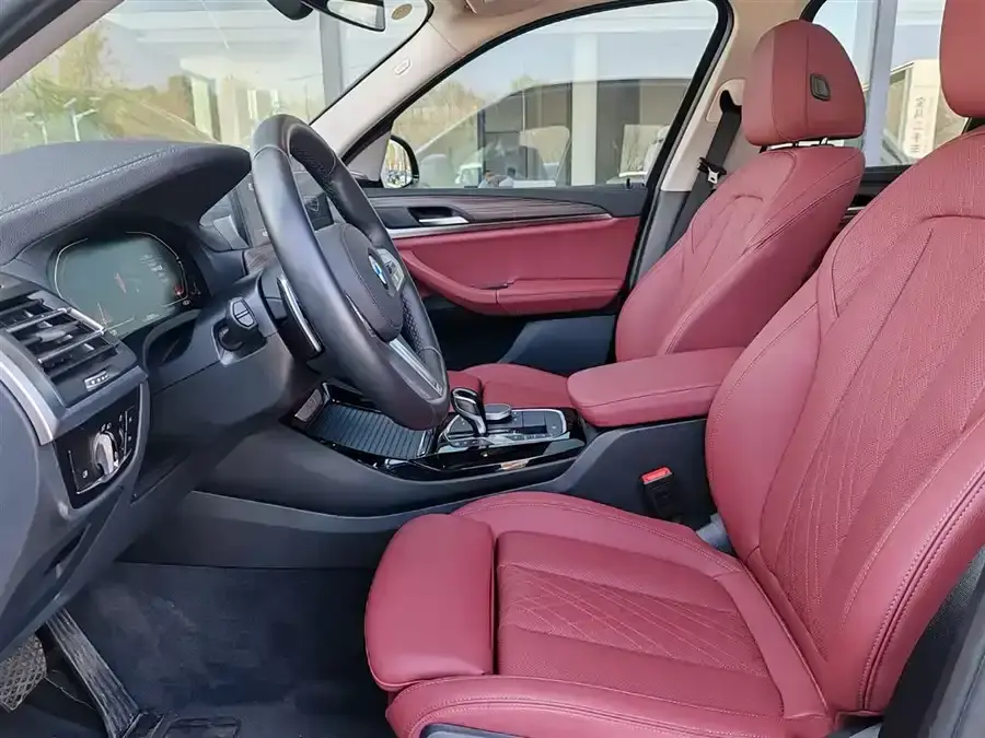 BMW BMW X3 Facelifted xDrive30i leading M Yao Ye suit