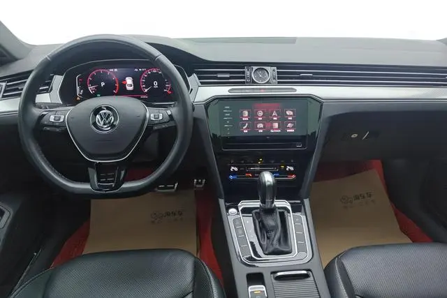 Volkswagen Volkswagen CC 330TSI Charm Edition Country VI
