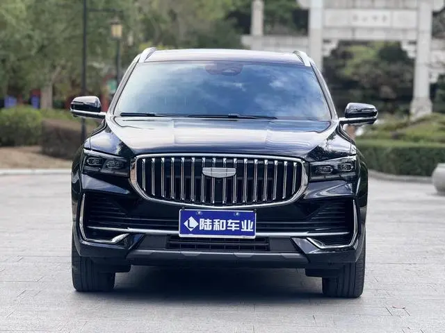 Geely Xingyue L 2.0TD high-power automatic two-wheel drive Dongfang Yao Lanxing version