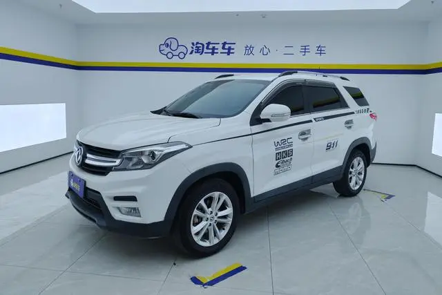Dongfeng Fengguang Scenery S560 1.8L manual urban type 7 seats