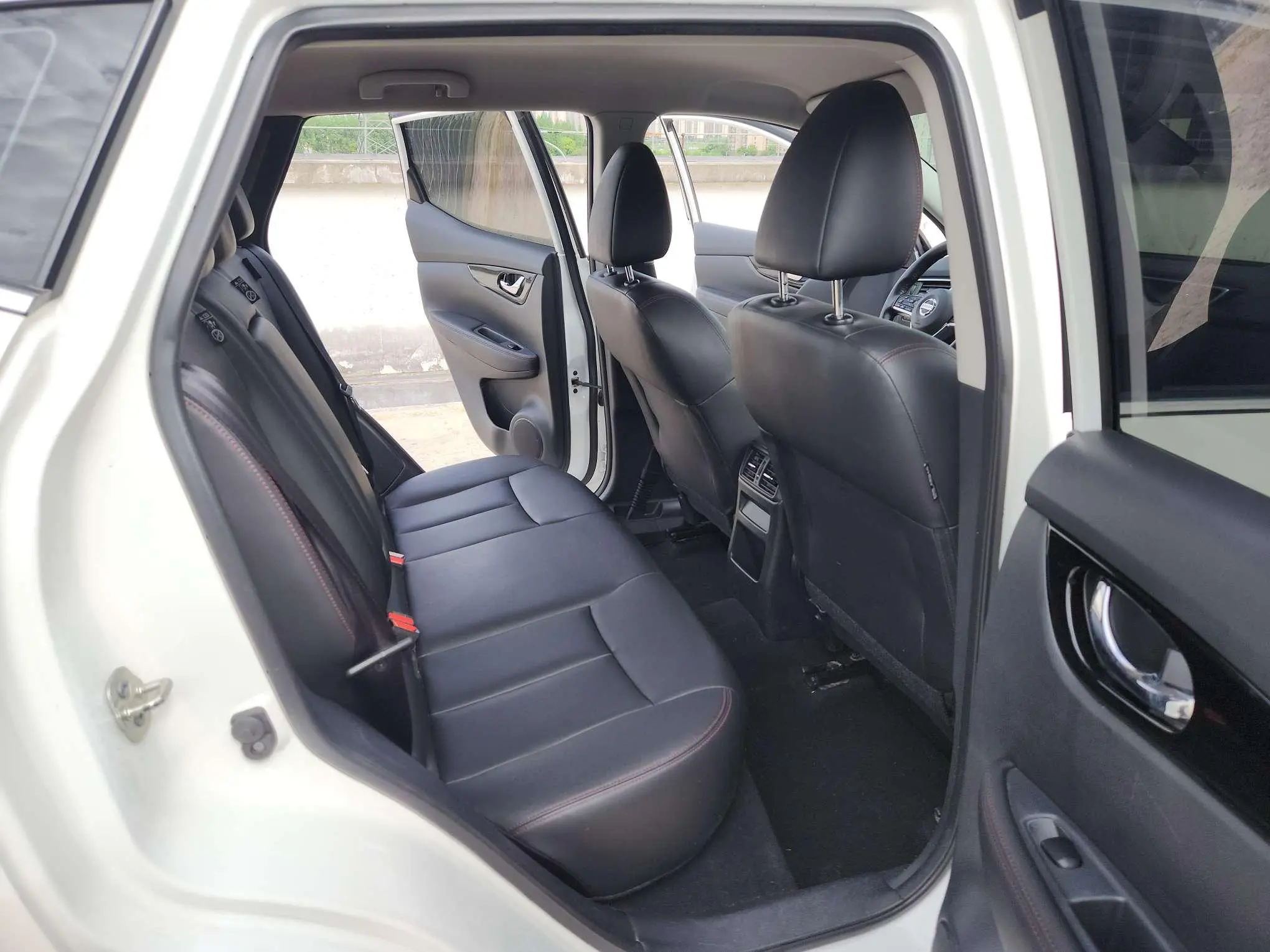 Nissan Qashqai 2.0 L XV Smart Edition