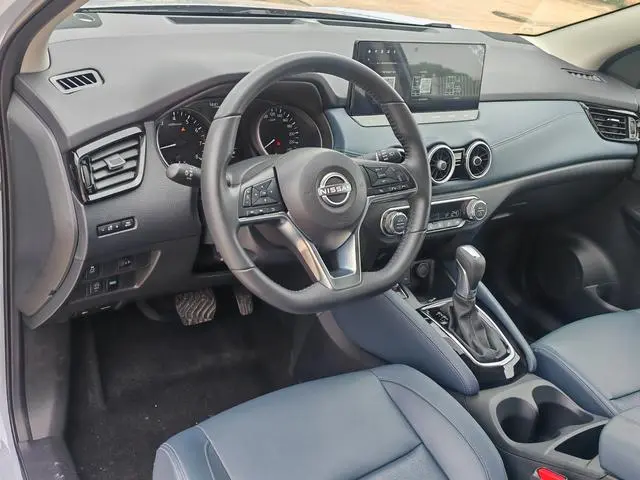 Nissan Qashqai Honor 2.0 L CVT XV+ Leading Edition