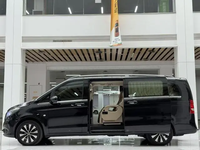 Mercedes-Benz Vito 2.0T Business Edition 7-seater Country V
