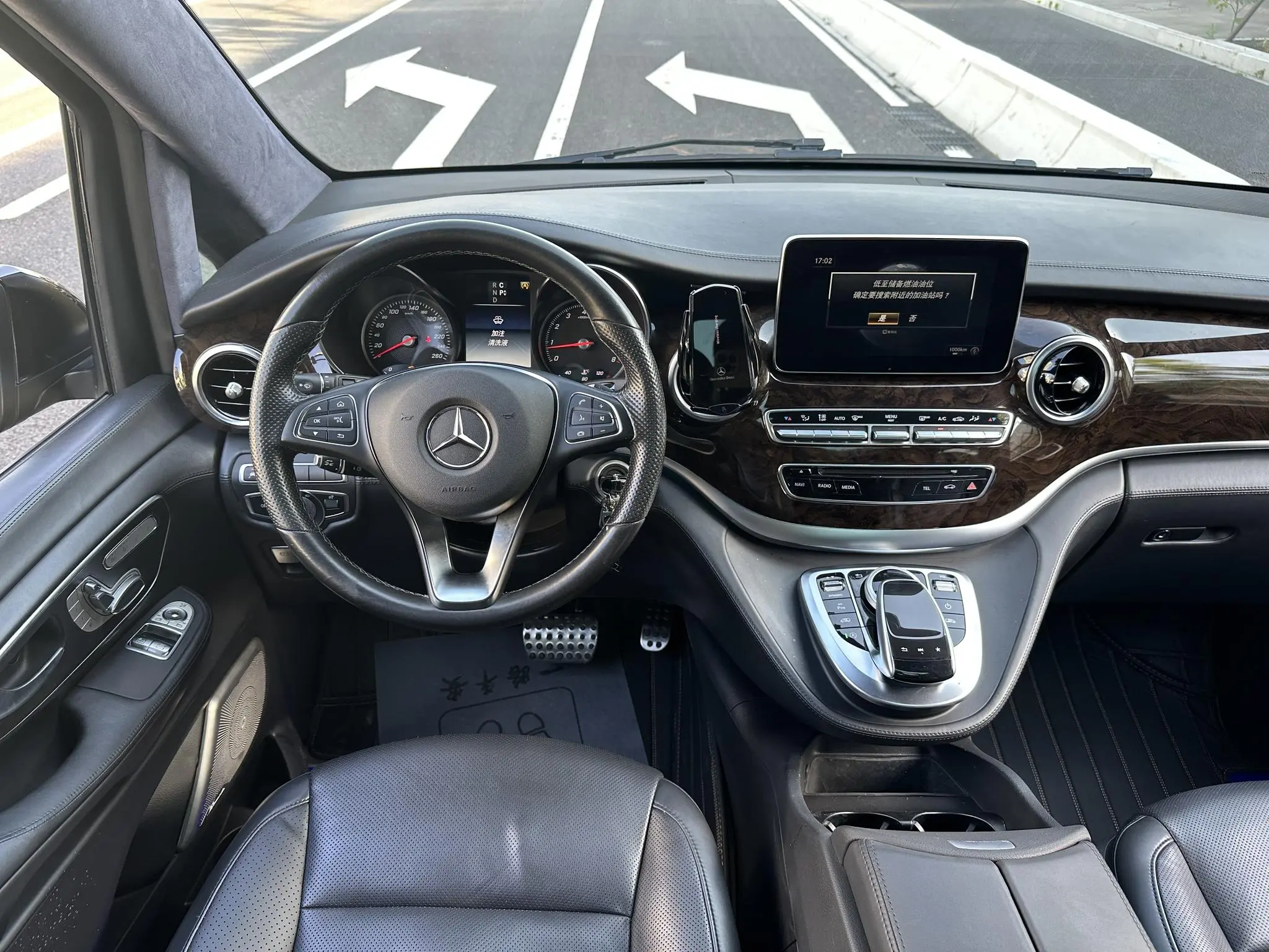 Mercedes-Benz Mercedes-Benz V-class V 260 L Premium Extended Version Country VI