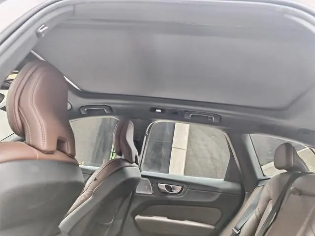 Volvo Volvo XC60 PHEV T8 four-wheel drive long battery life Zhiya Deluxe Edition