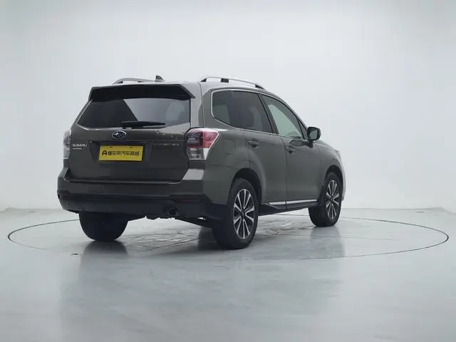 Subaru FORESTER Forester 2.5i Premium Navigation Version