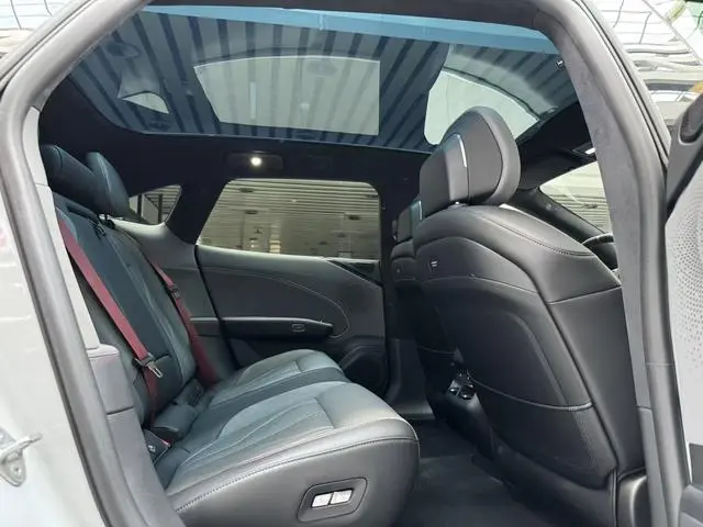 ZEEKR ZEEKR 007GT Four-wheel drive smart driving version 75kWh