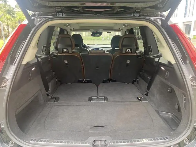 Volvo Volvo XC90 PHEV E-drive hybrid T8 Zhizun Edition 7-seater Country V