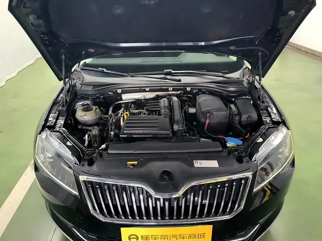 Skoda Speed pie ZI280 DSG Comfort Edition Country V