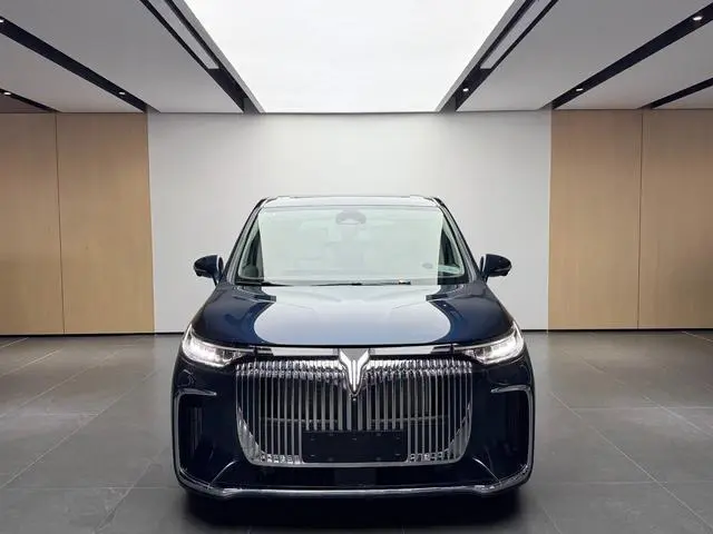 VOYAH Lantu Dreamer PHEV Four-wheel drive flagship Kunpeng Edition