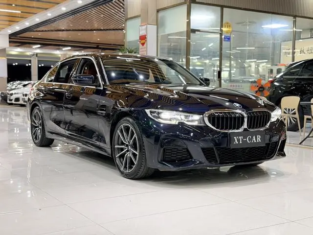 BMW BMW 3 Series Facelift 325Li M sports suit