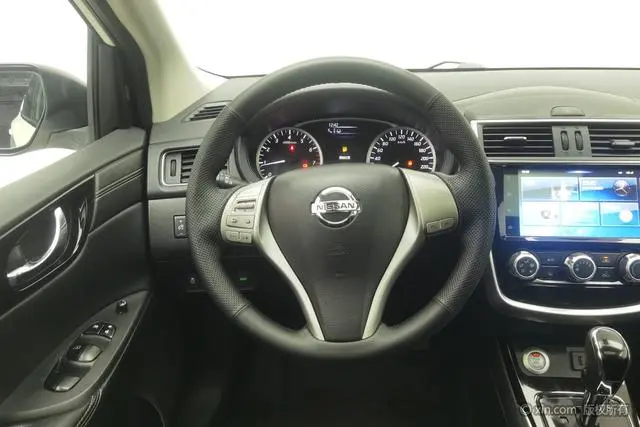Nissan TIIDA 1.6L CVT Zhixing Edition Country VI