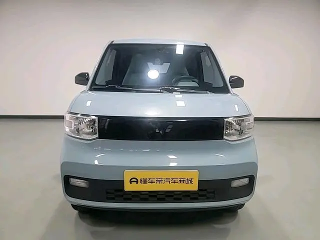 Wuling Wuling Hongguang MINIEV Free lithium iron phosphate