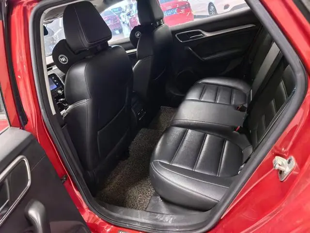 MG MG6 20T automatic luxury Intelligent version
