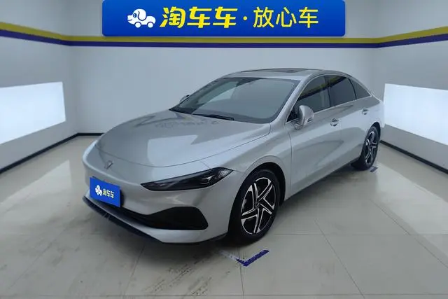 Roewe Roewe D7 DMH 125 Ultimate Edition
