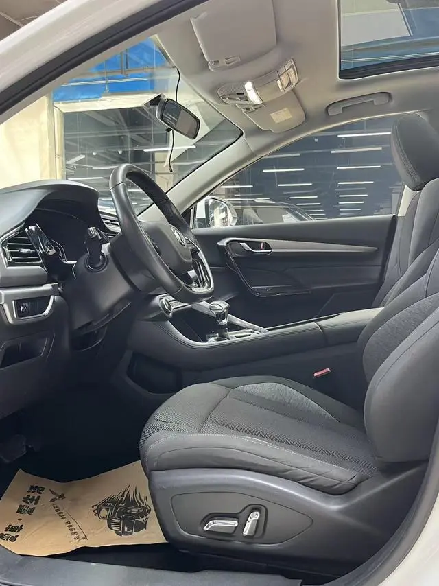 Dongfeng Fengshen Dongfeng Fengshen AX7 1.6T automatic AI pioneer country VI