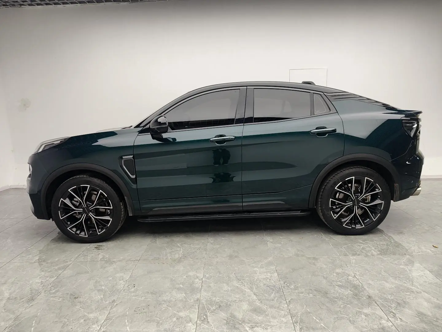 LYNK & CO Lynk 05 2.0TD two-wheel drive Halo