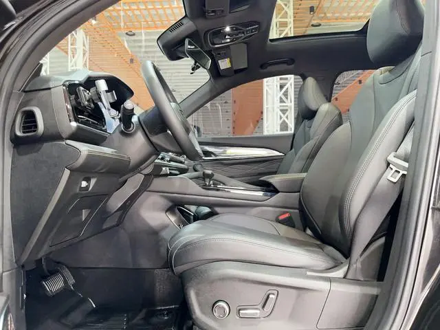 Geely Xingyue L 2.0TD DCT EVO two-wheel drive long wind version