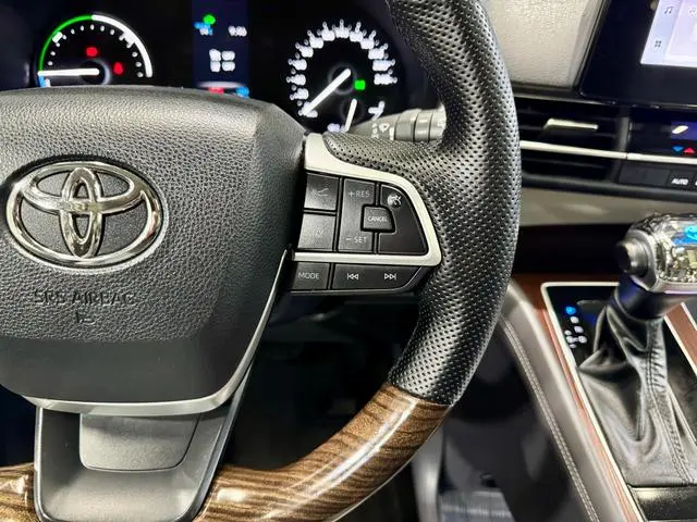 TOYOTA Grevia Smart electric hybrid dual engine 2.5L two-wheel drive comfort version