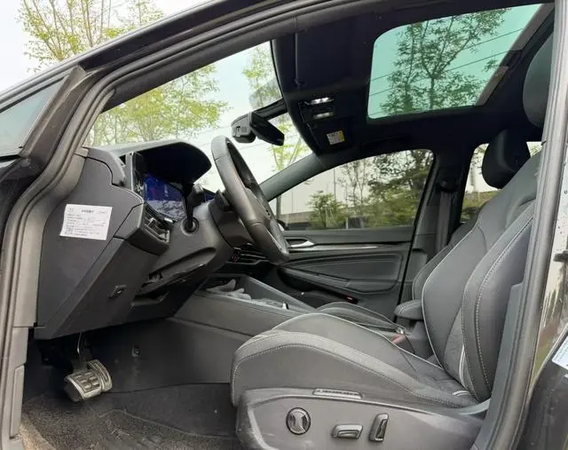 Volkswagen golf 280TSI DSG R-Line