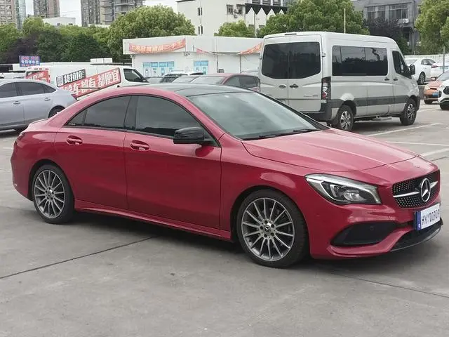 Mercedes-Benz Mercedes-Benz CLA CLA 220 4MATIC