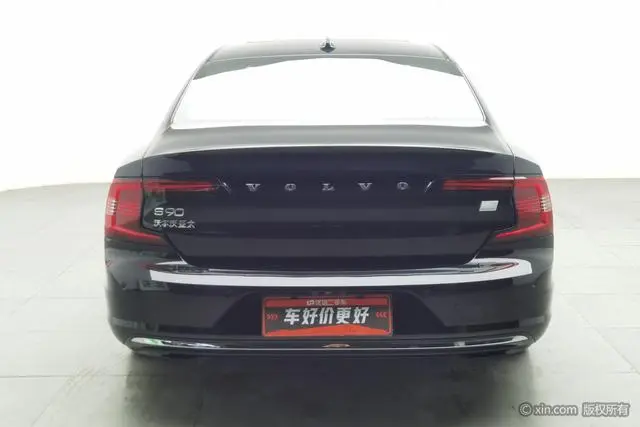 Volvo Volvo S90 PHEV T8 four-wheel drive long battery life Zhiyi Deluxe Edition