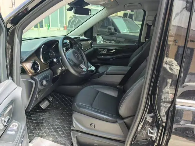 Mercedes-Benz Mercedes-Benz V-class V 260 L Long wheelbase Deluxe Edition