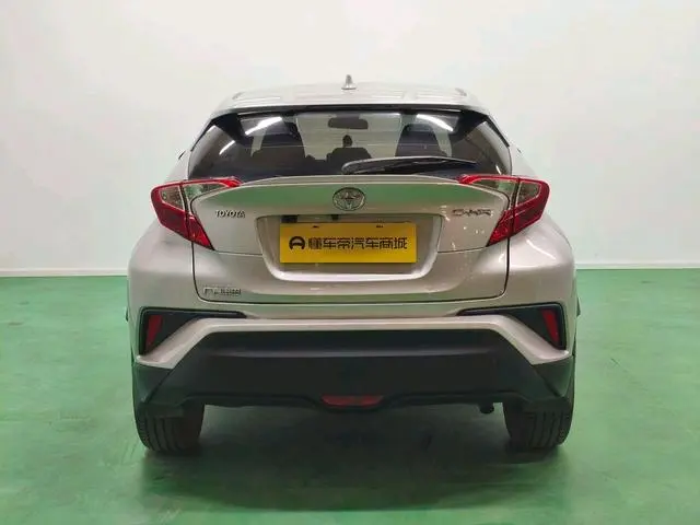 TOYOTA Toyota C-HR 2.0L Leading version