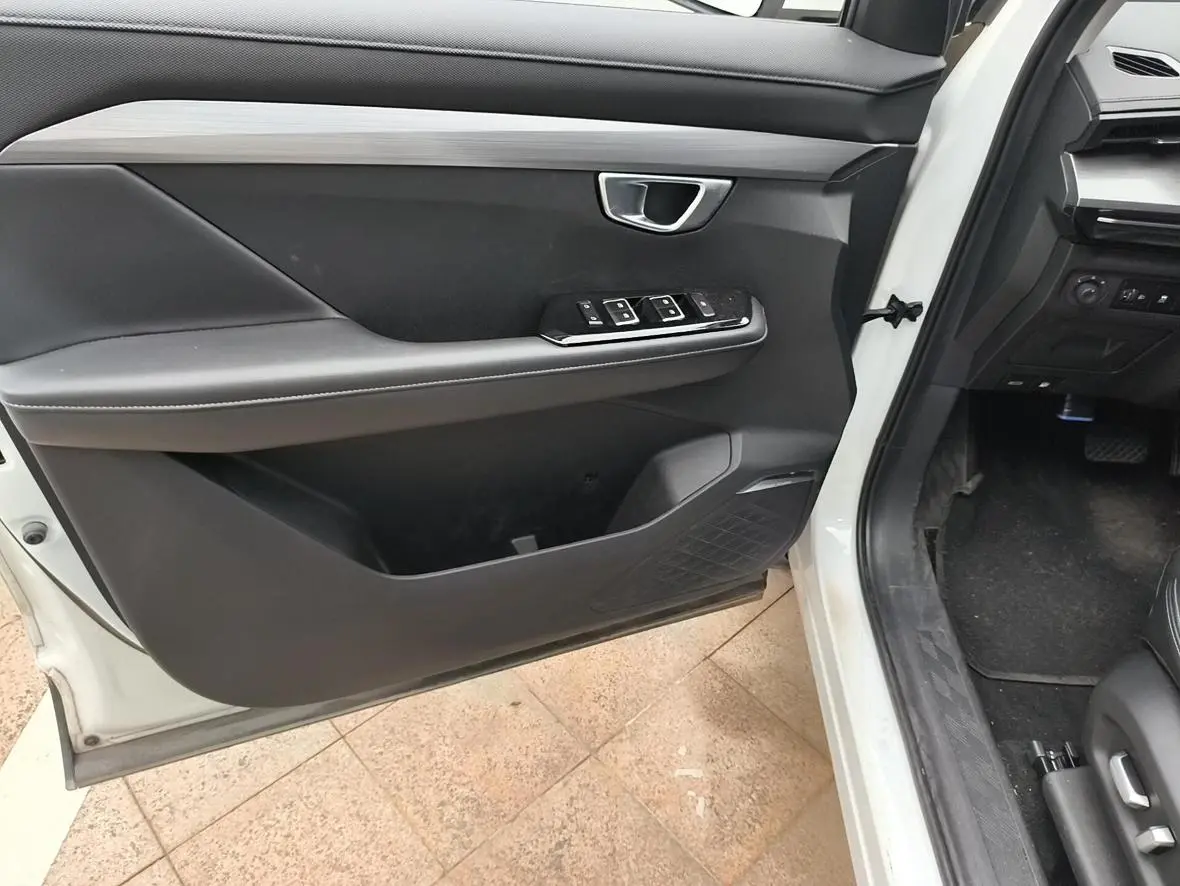 Wuling Wuling Xingchen 2.0L DHT electric speed model