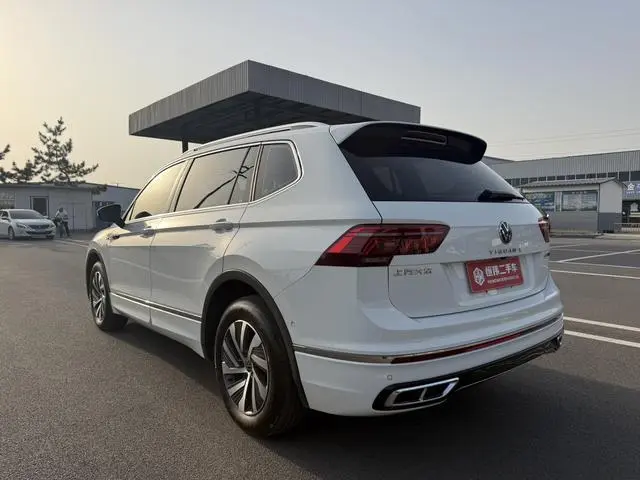 Volkswagen Tiguan L PHEV 430PHEV plug-in hybrid Ultimate Edition