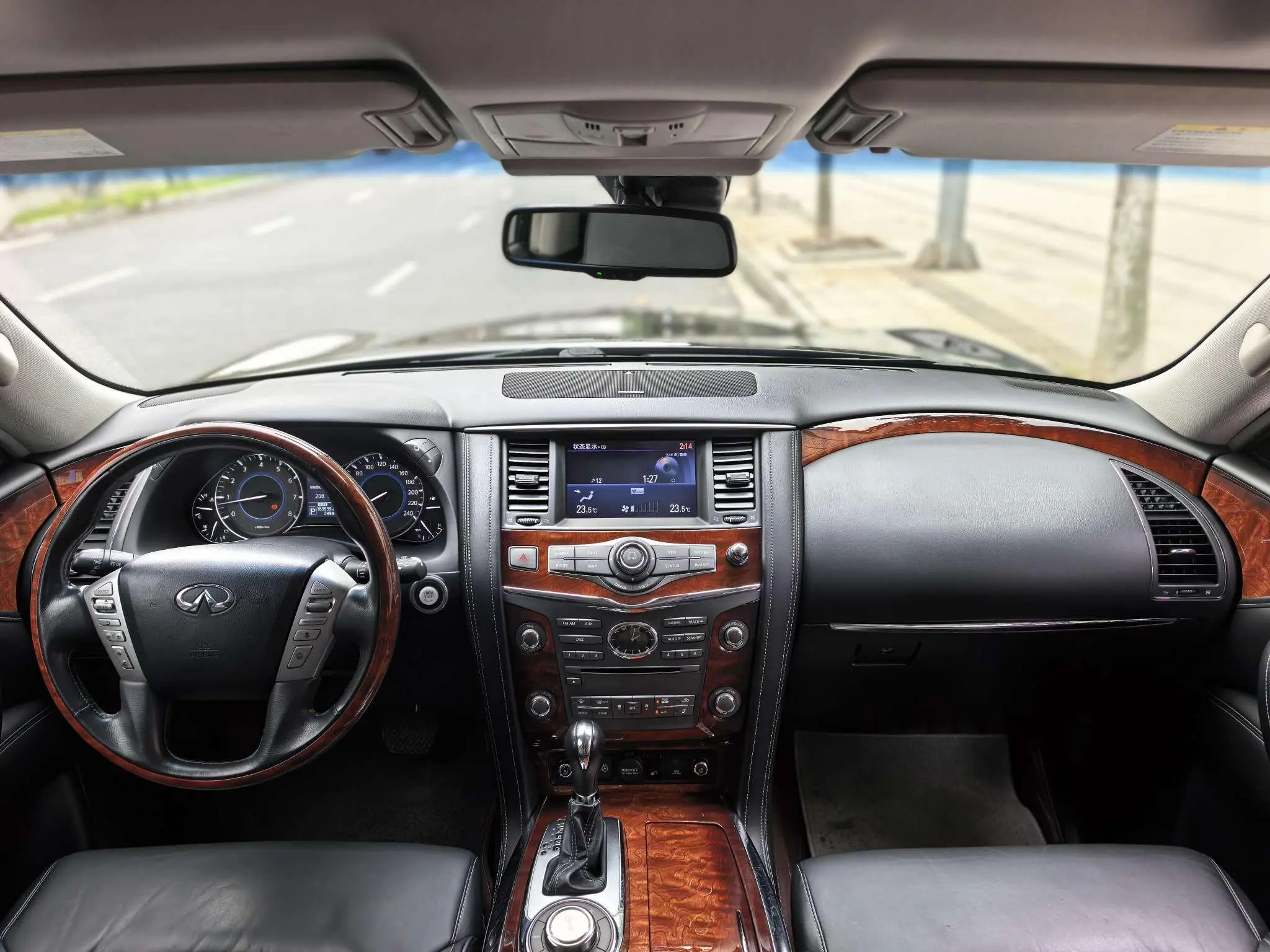 Infiniti Infiniti QX80 5.6L 4WD